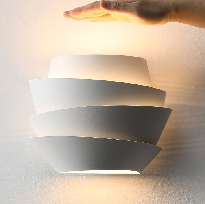Luminique - Skandinavische Wandlampe mit Doppellichtquellen