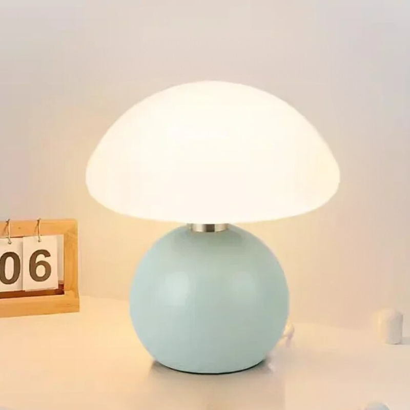 Pilz Small Table Lamp - Cream-Colored Wind Ceramic