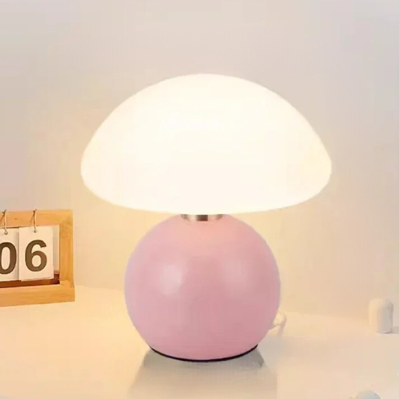 Pilz Small Table Lamp - Cream-Colored Wind Ceramic