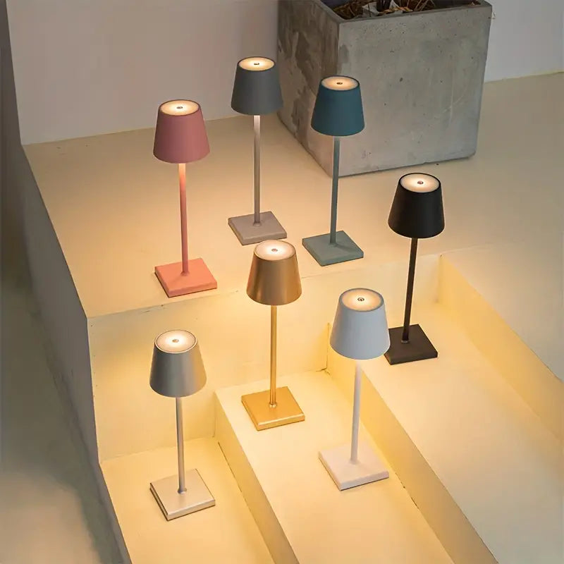 LuxaGlow - Luxurious wireless table lamp