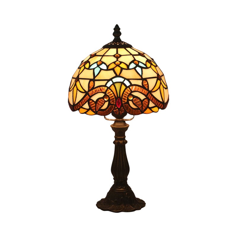 LichtBries - Betörende Tiffany-Stil Lampe aus buntem Glas mit eleganten Bleiauflagen