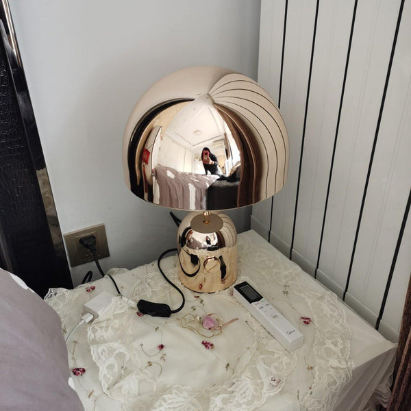 EclatantGlow - Table Lamp
