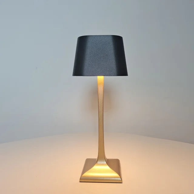 LumiSquare - Quadratische LED-USB-Tischlampe