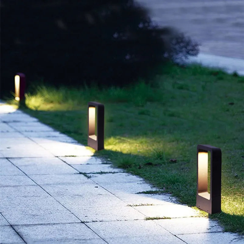 AluGlanz - Elegante Moderne Aluminium Stehlampe