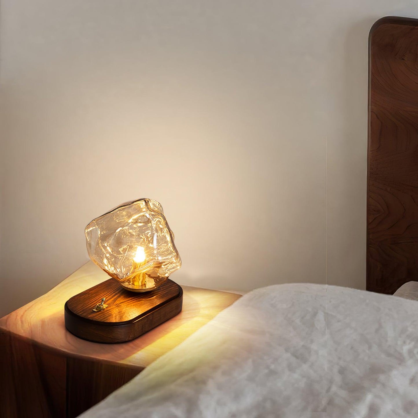 FrostStone – Elegant Table Lamp