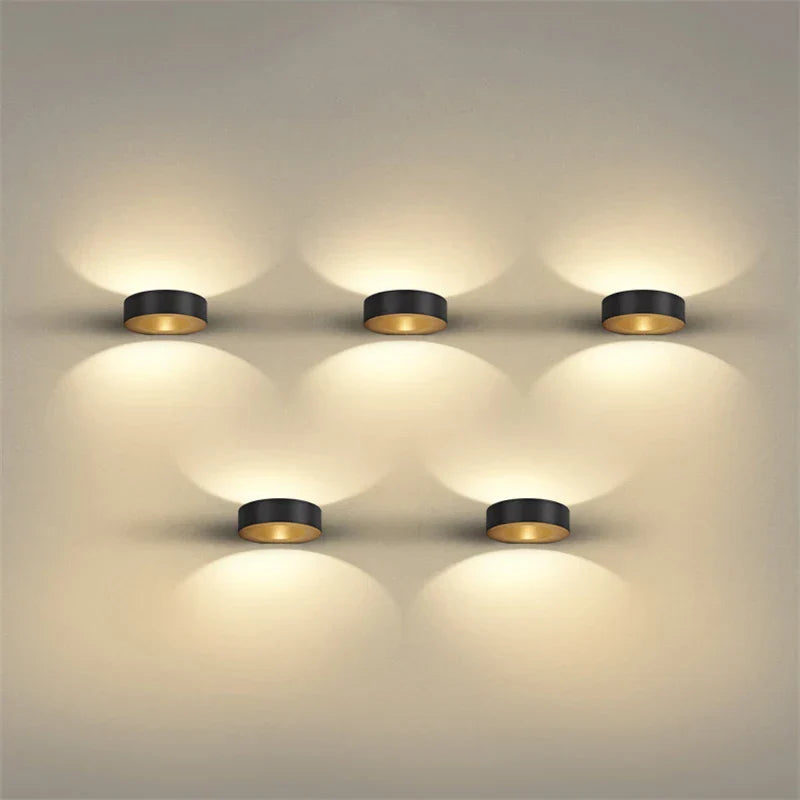 LuminaFlex - Stilvolle Außenwandlampe für eine Verzaubernde Beleuchtung