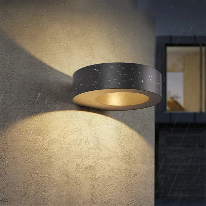 LuminaFlex - Stilvolle Außenwandlampe für eine Verzaubernde Beleuchtung