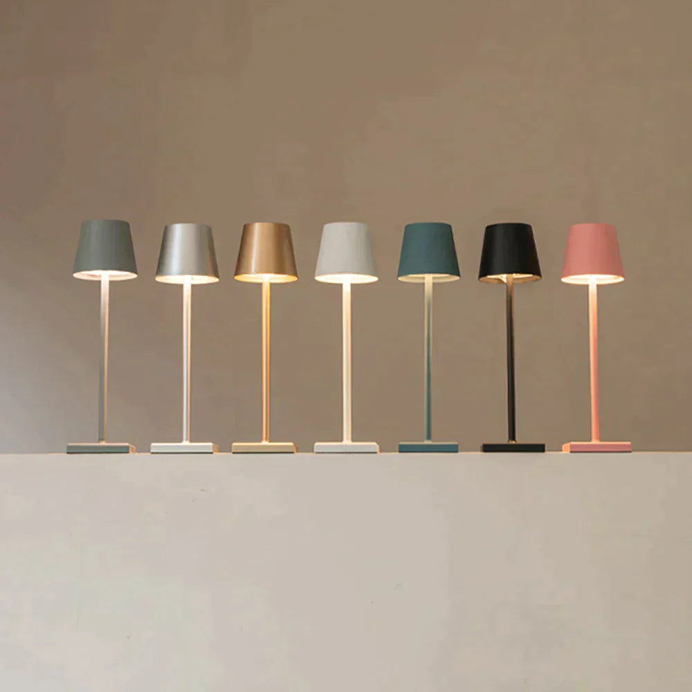 LuxaGlow - Luxurious wireless table lamp