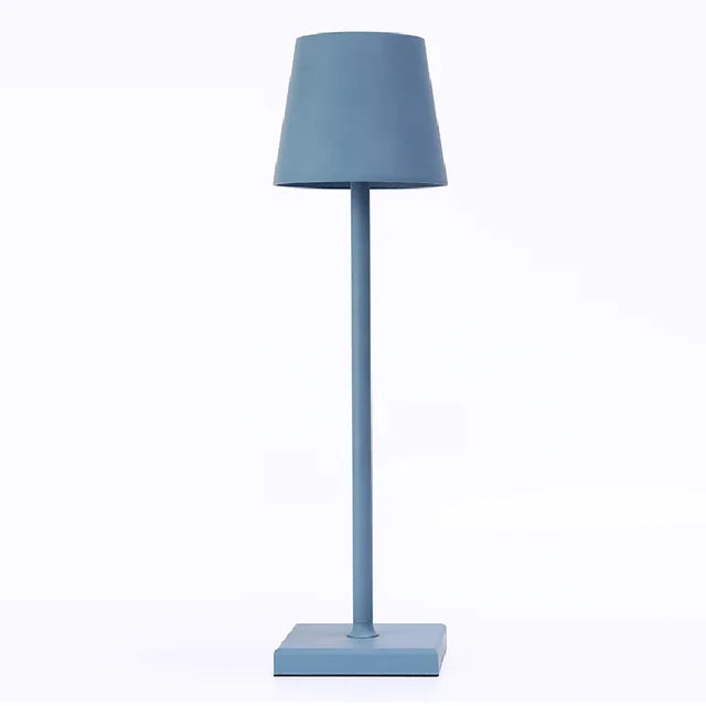LuxaGlow - Luxurious wireless table lamp