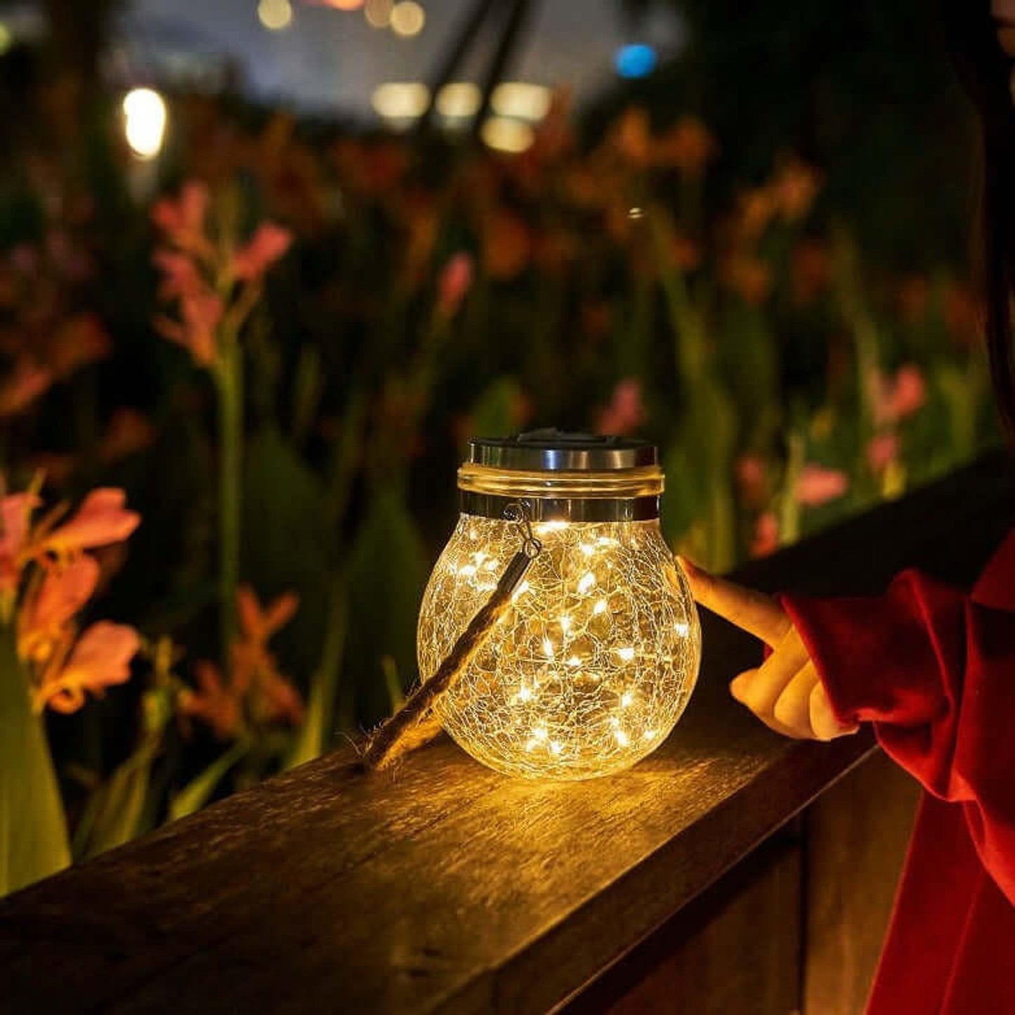 LumiSoleil - Solar-powered Glass Lighting