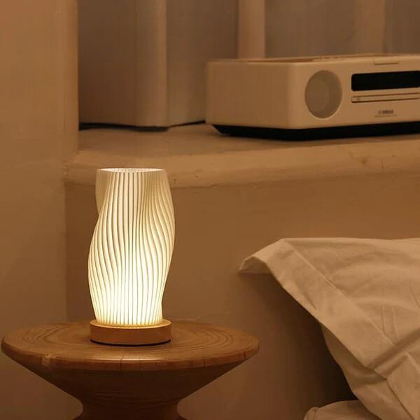 CalmGlow – Soothing Wave Lamp