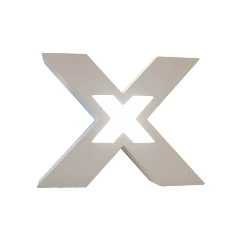 Modern waterproof X-shaped LED wall light with 4 lights for outdoor use