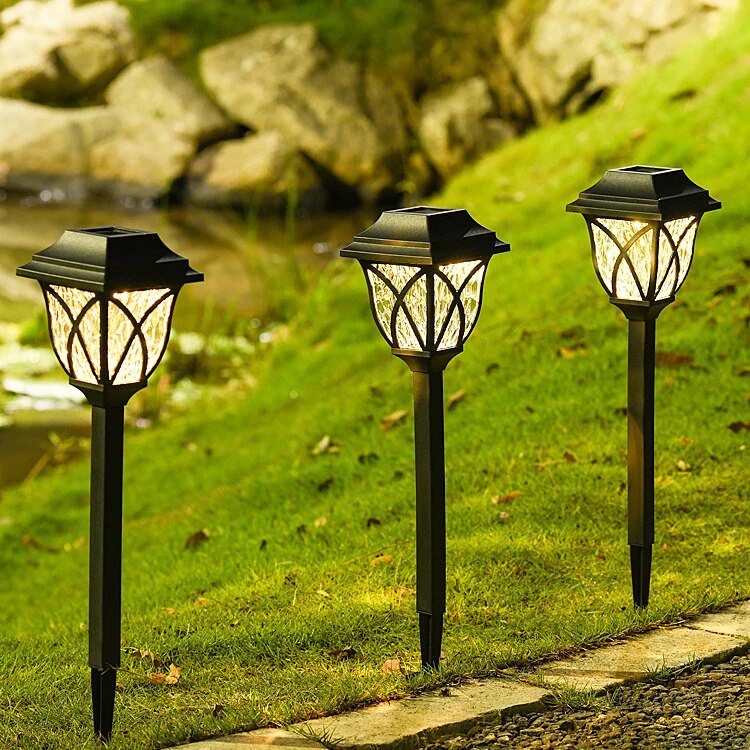 RadiantRoots - Umweltfreundliche LED Solar-Gartenlichter