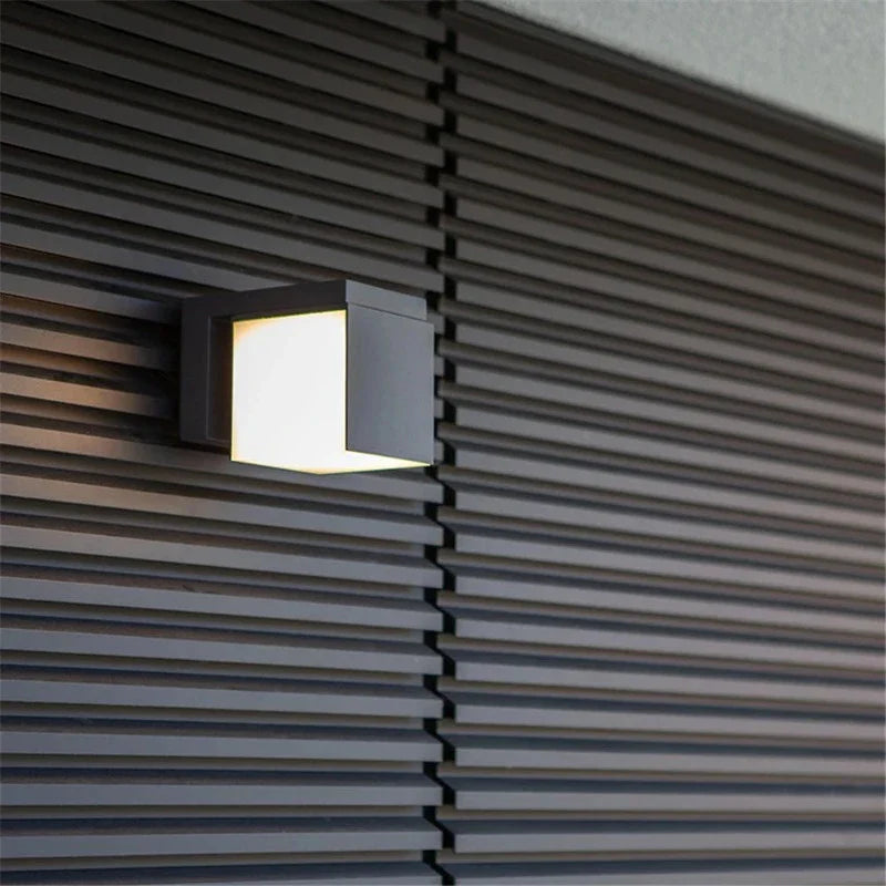 PathGlow - Elegante Moderne LED Außenwandleuchte