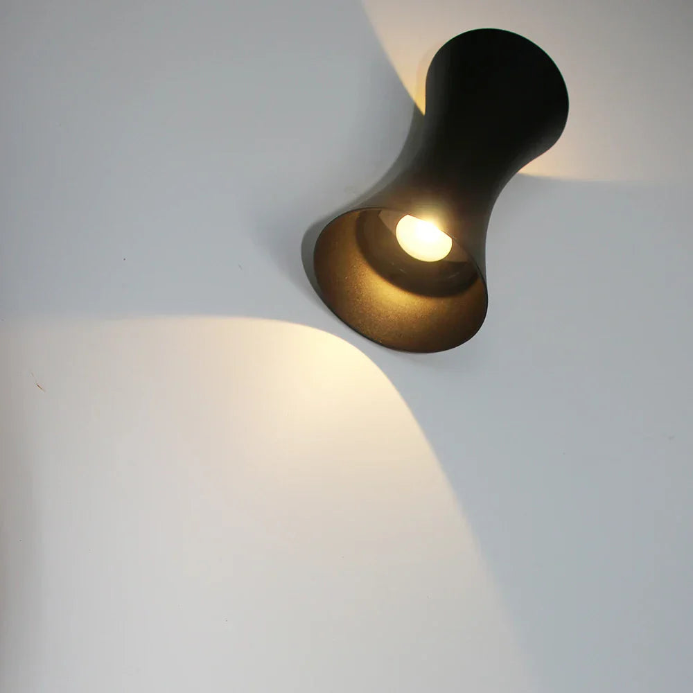 StormCraft - Luxuriöse Wasserfeste Aluminium Wandbeleuchtung