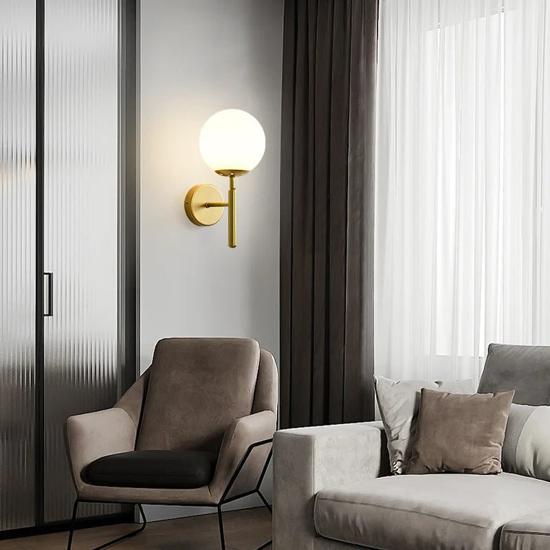VelvetGlow - Luxurious, Chic and Minimalist Wall Lamp