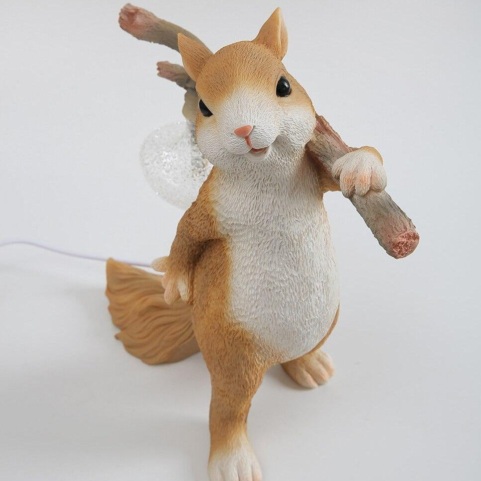 Nutlight – Squirrel Lamp