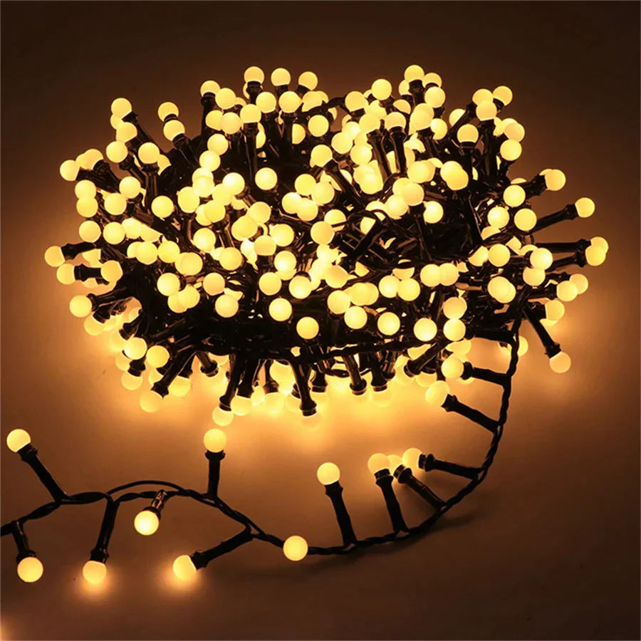 AquaTwinkle – LED light chain for magical outdoor lighting