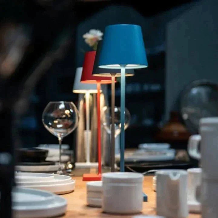 LuxaGlow - Luxurious wireless table lamp