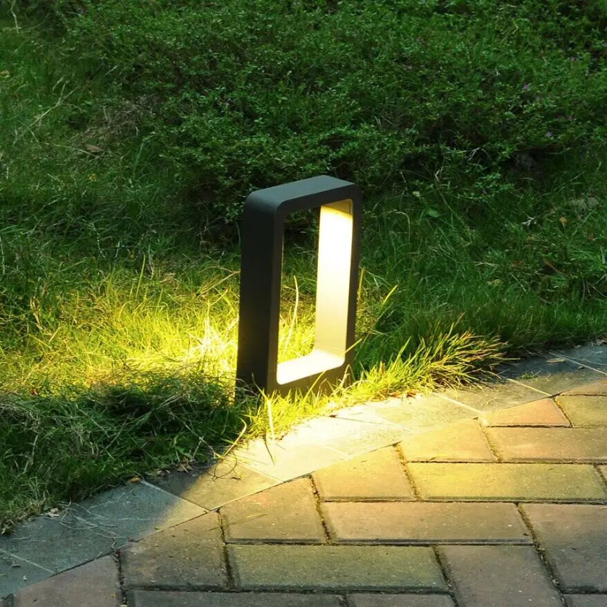AquaGlow - Wasserdichte LED-Gartenlampe