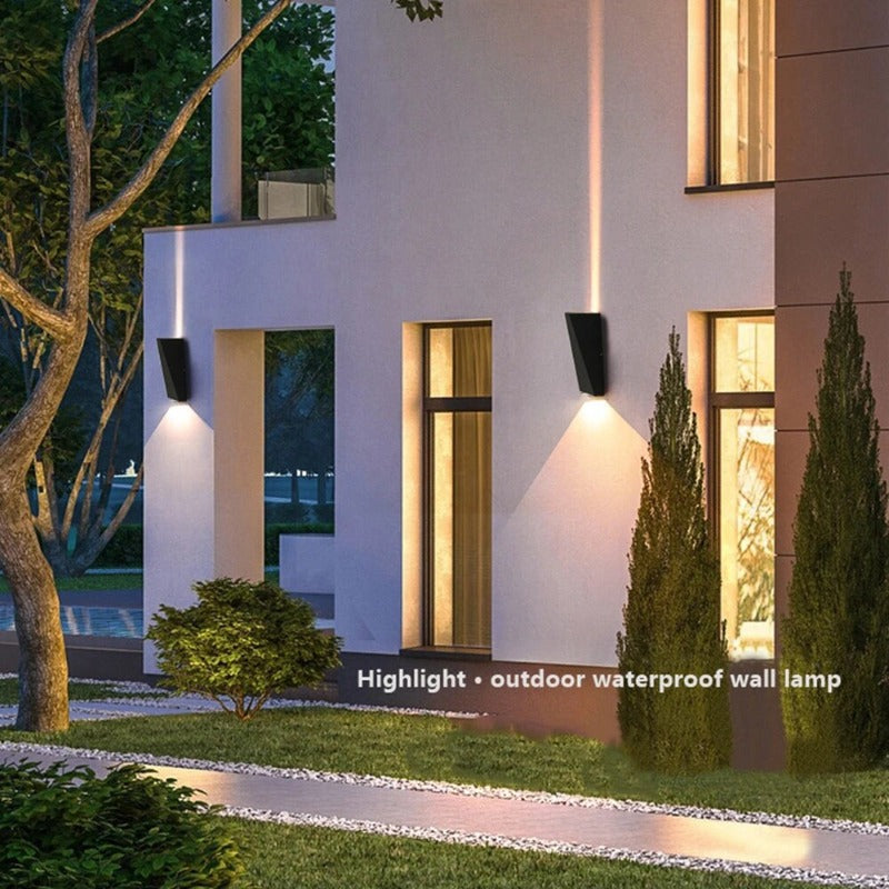 WallRay - Elegante Außenwandleuchte für eine bezaubernde Atmosphäre