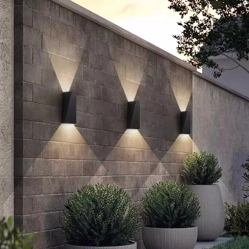 WallRay - Elegante Außenwandleuchte für eine bezaubernde Atmosphäre