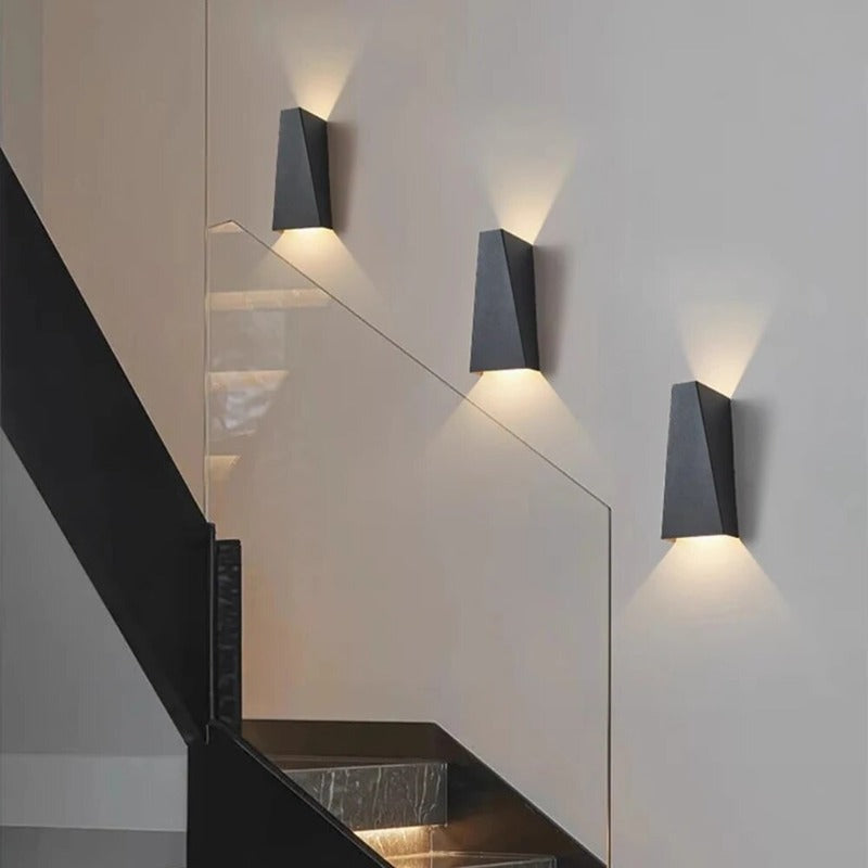 WallRay - Elegante Außenwandleuchte für eine bezaubernde Atmosphäre