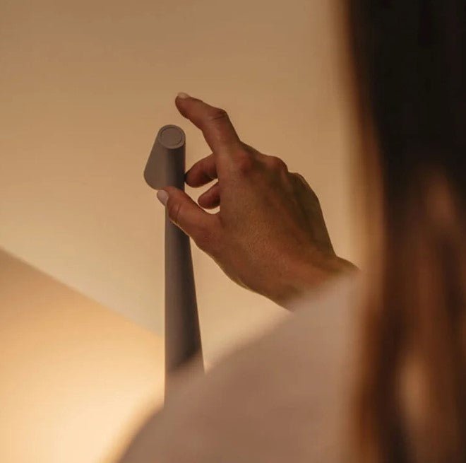 Nordic minimalistisches Design Stimmungsbeleuchtung | Kabellos | LED | Leselampe | Dinnerlampe