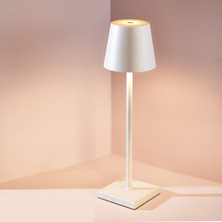 LumiGlow - Drahtlose, aufladbare NordicLight Tischlampe