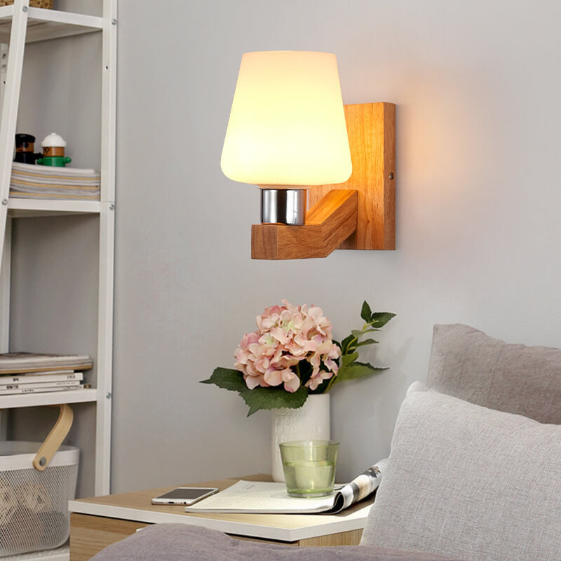 ScandiLicht - Moderne Glas- und Holz-Wandlampe