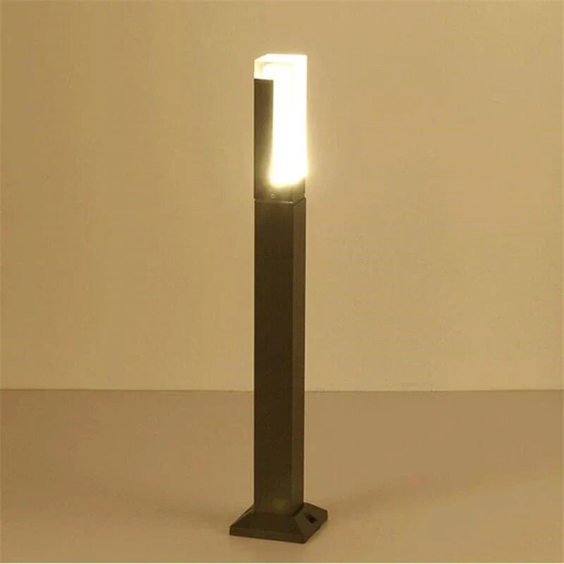 ElementalAlu - Schlanke Aluminium Gartenlampe für eine Moderne Atmosphäre
