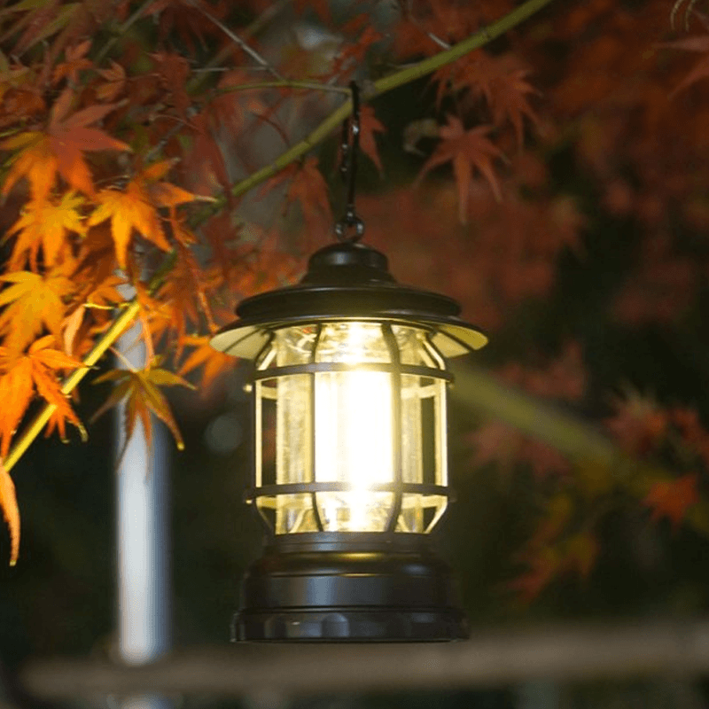 Vintage Vibes - Tragbare Retro Campinglampe für Abenteuerliche Abende