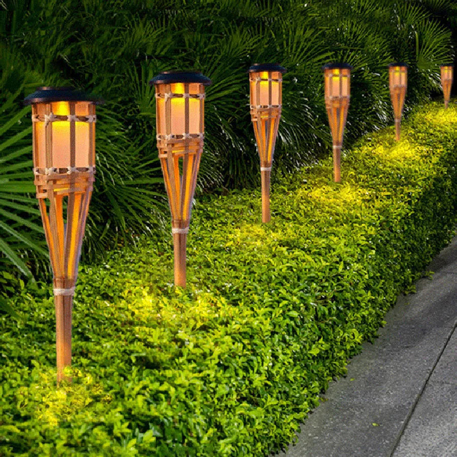 Erleuchte deine Abenteuer mit der SolarTorch - Solarbetriebene Fackel