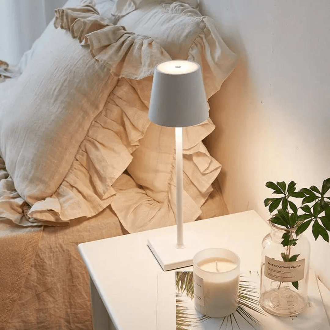 LuxaGlow - Luxuriöse kabellose Tischlampe