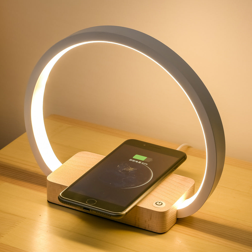 LumoStation® – Die smarte LED-Tischlampe mit Uhranzeige und Ladefunktion