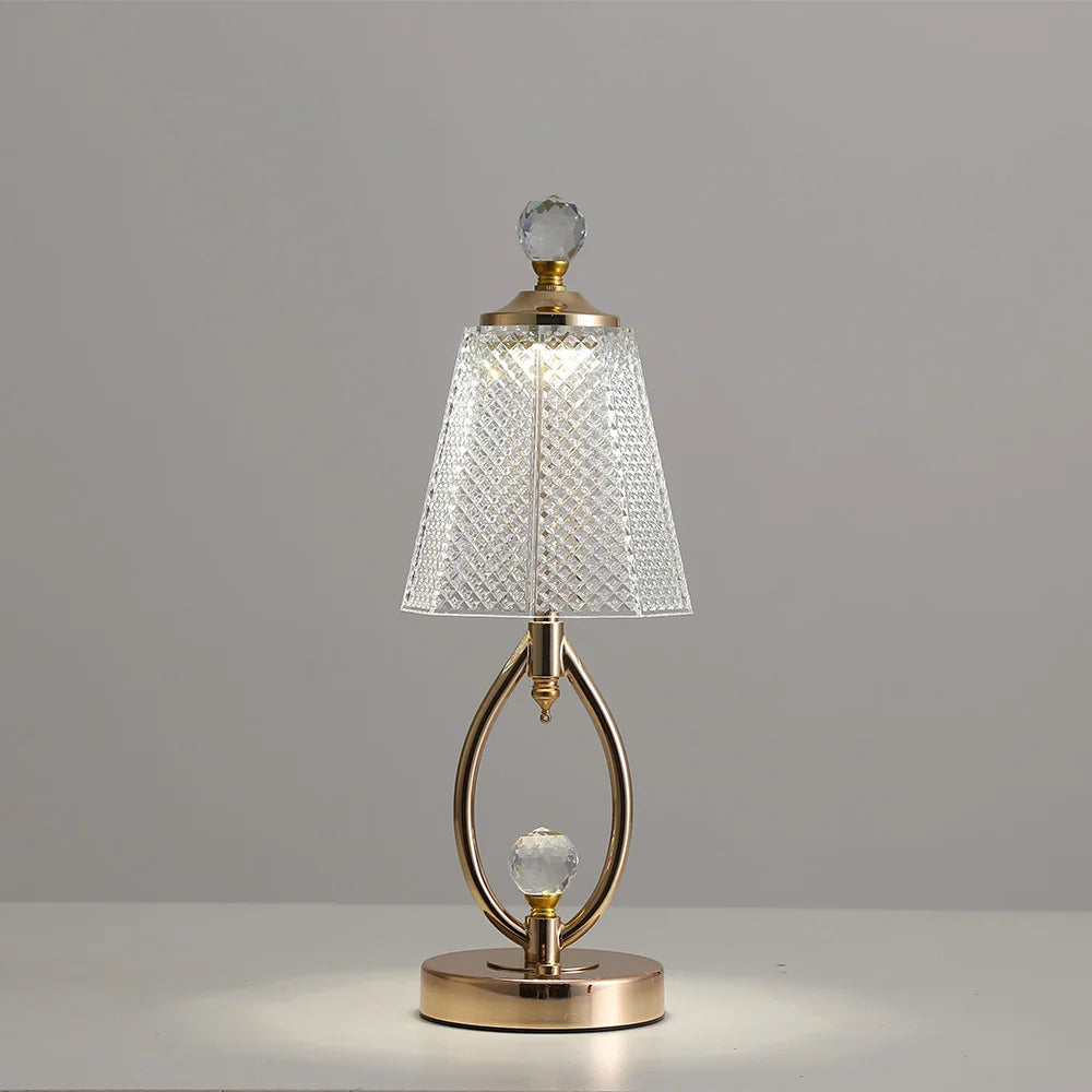 CrystalGlow – Vintage Kristall-Tischlampe