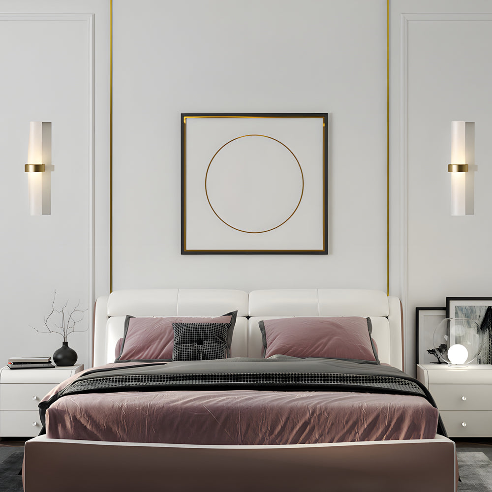 GlowLicht - Moderne Wandleuchte aus frosted Glasrohr in warmweiß für das Wohnzimmer