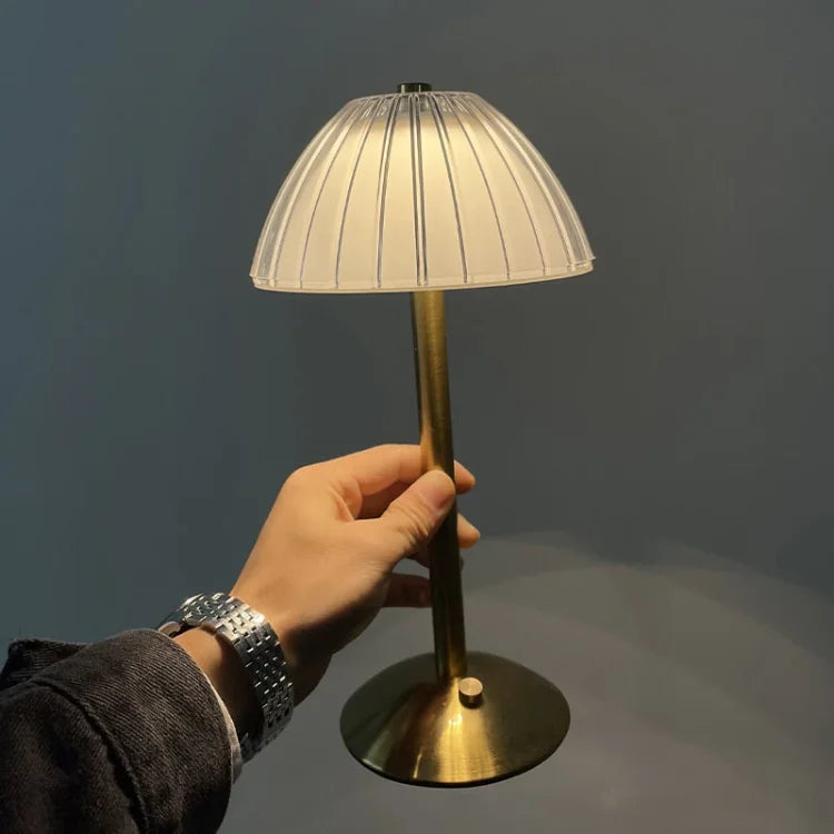 LightSphere - Elegante Tischleuchte