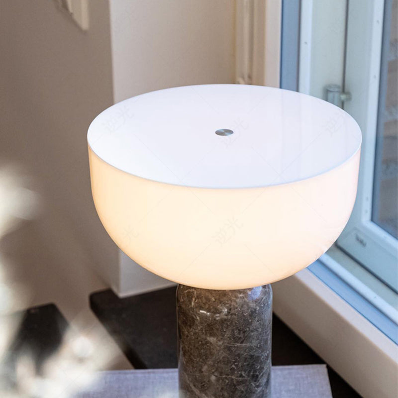 LuxMarble – Raffinierte Marmorlampe