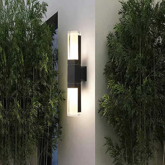 UrbanGlow - Stylische Minimalistische LED-Wandlampe aus Aluminium und Acryl