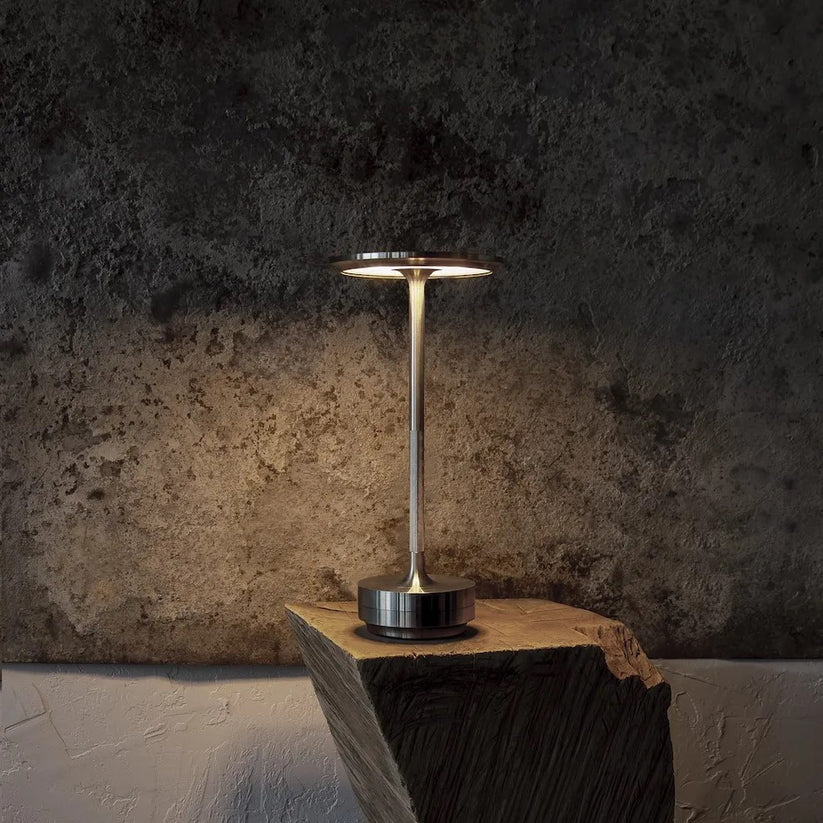 ElegantGlow - moderne Tischlampe
