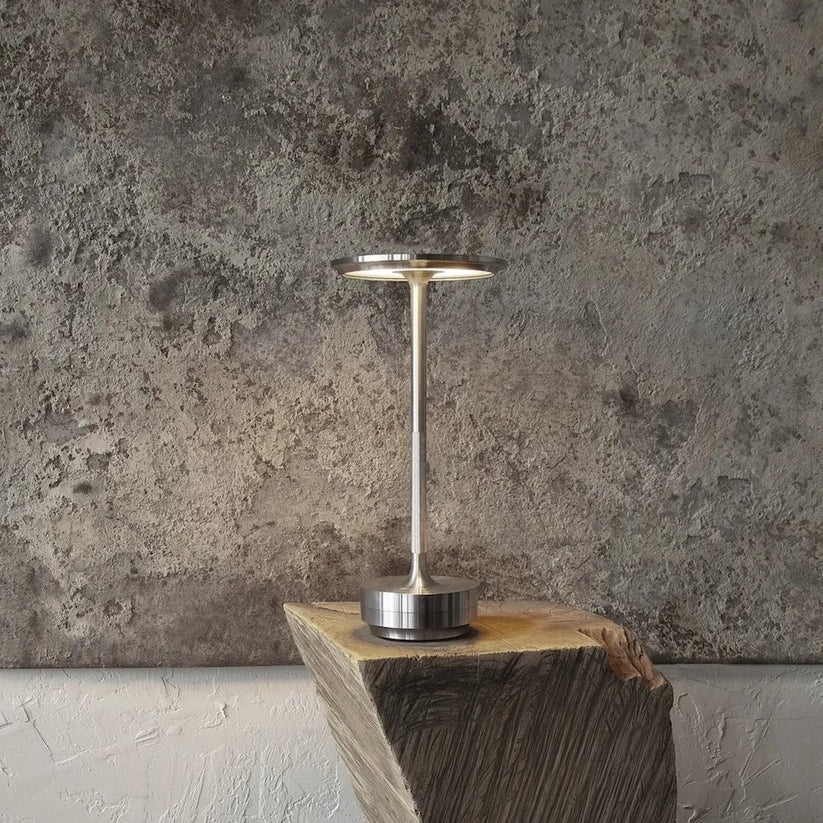 ElegantGlow - moderne Tischlampe
