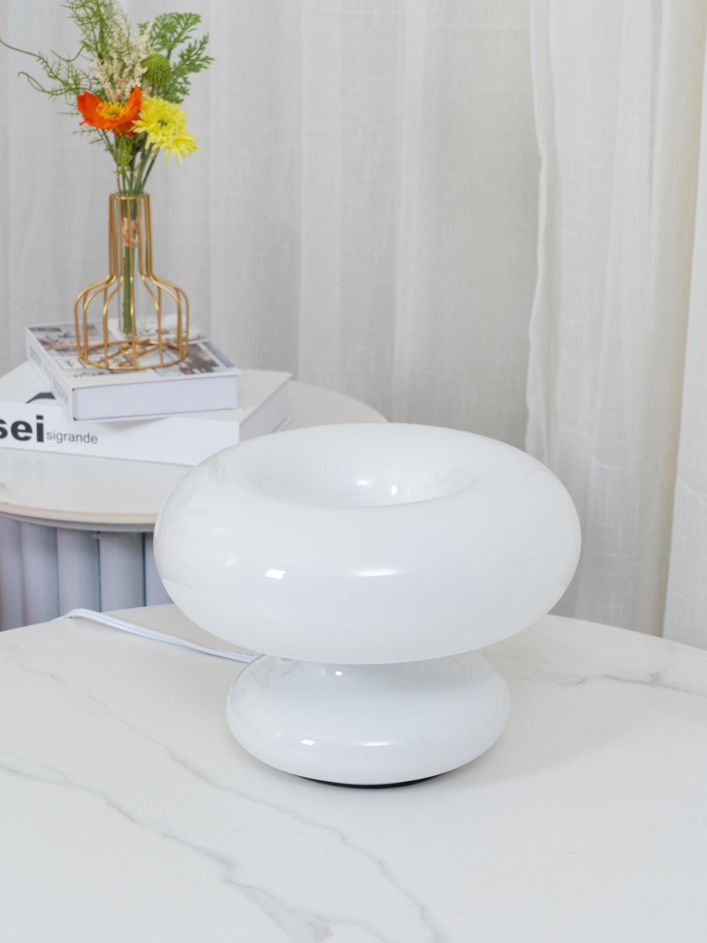 DonutLamp - Sanfte und Strahlende Tischlampe, Perfekt für Jeden Raum