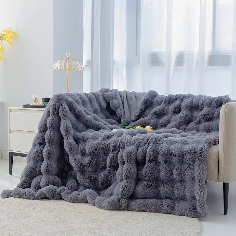 Fuzzy – Kuscheldecke Aus Plüsch Für Ultimativen Komfort Und Wärme