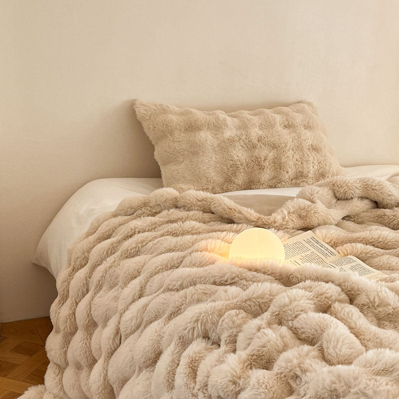 Fuzzy – Kuscheldecke Aus Plüsch Für Ultimativen Komfort Und Wärme