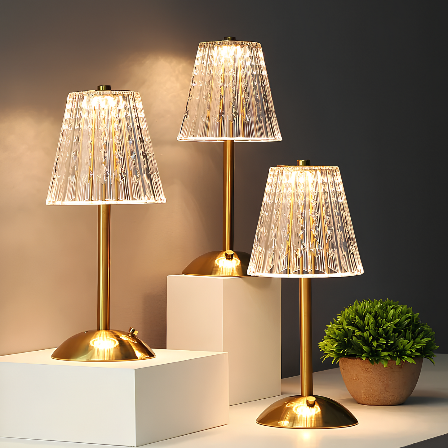Golden Wireless Table Lamp with Crystal Shade and Touch Control – LED Table Light for Flexible Lighting