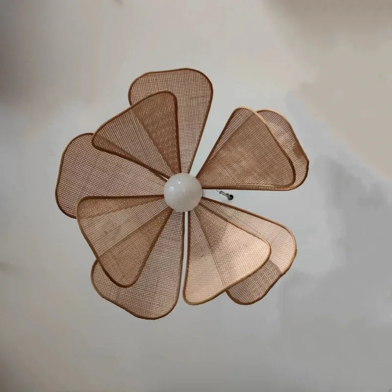 Zenbana - Japanese Wabi-Sabi pendant lamp made of rattan in flower petal style