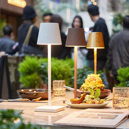 LuxaGlow - Luxurious wireless table lamp