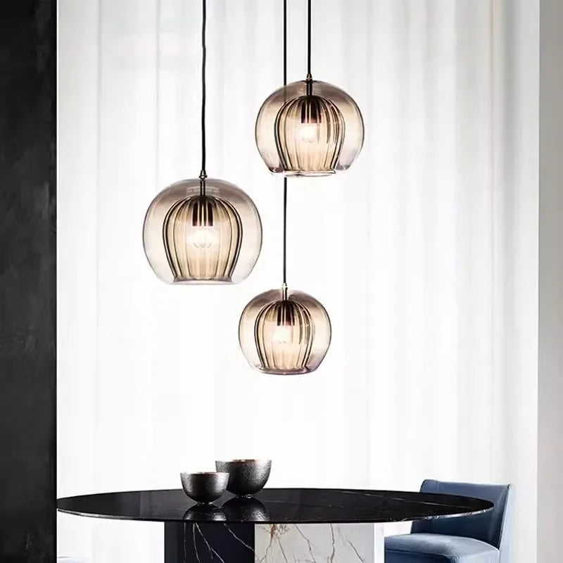 VitraGlow - Modern pendant light made of glass for dining table