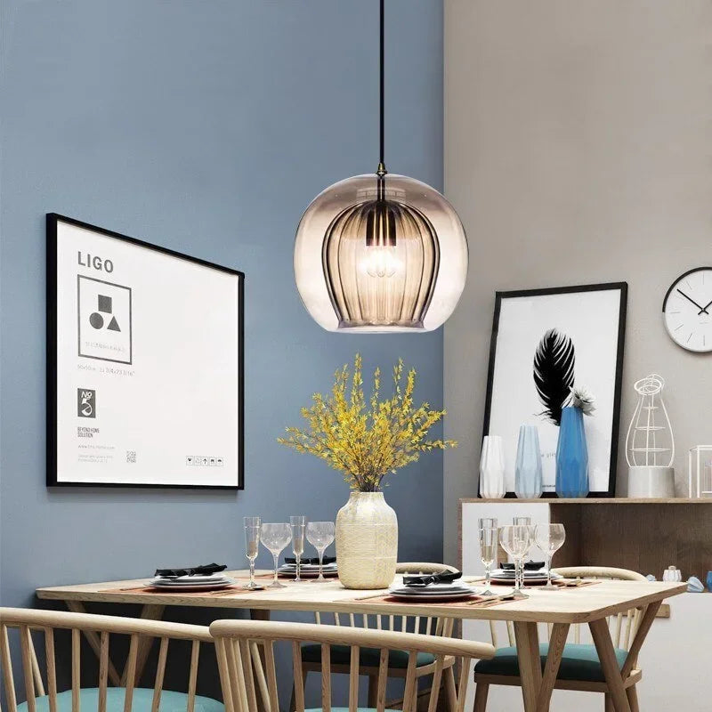 VitraGlow - Modern pendant light made of glass for dining table